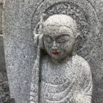 神戸市西神墓園でお墓の文字彫り